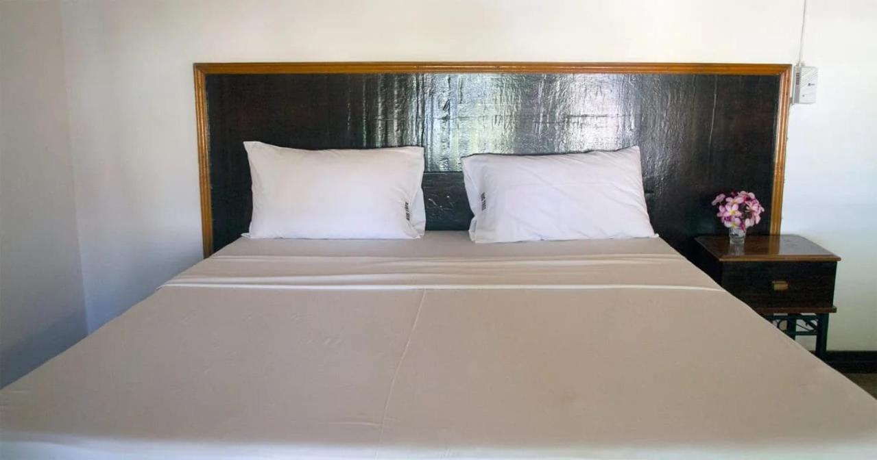 The New Big Tree Beach Resort Mombasa Eksteriør billede